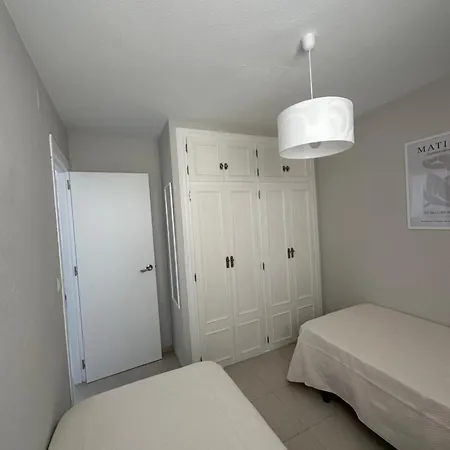 8 Monumentos Апартаменти